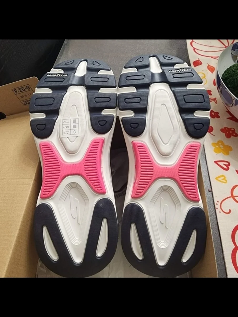 Skechers Women’s Navy and Pink Athletic Sneakers - Picture 4 of 4